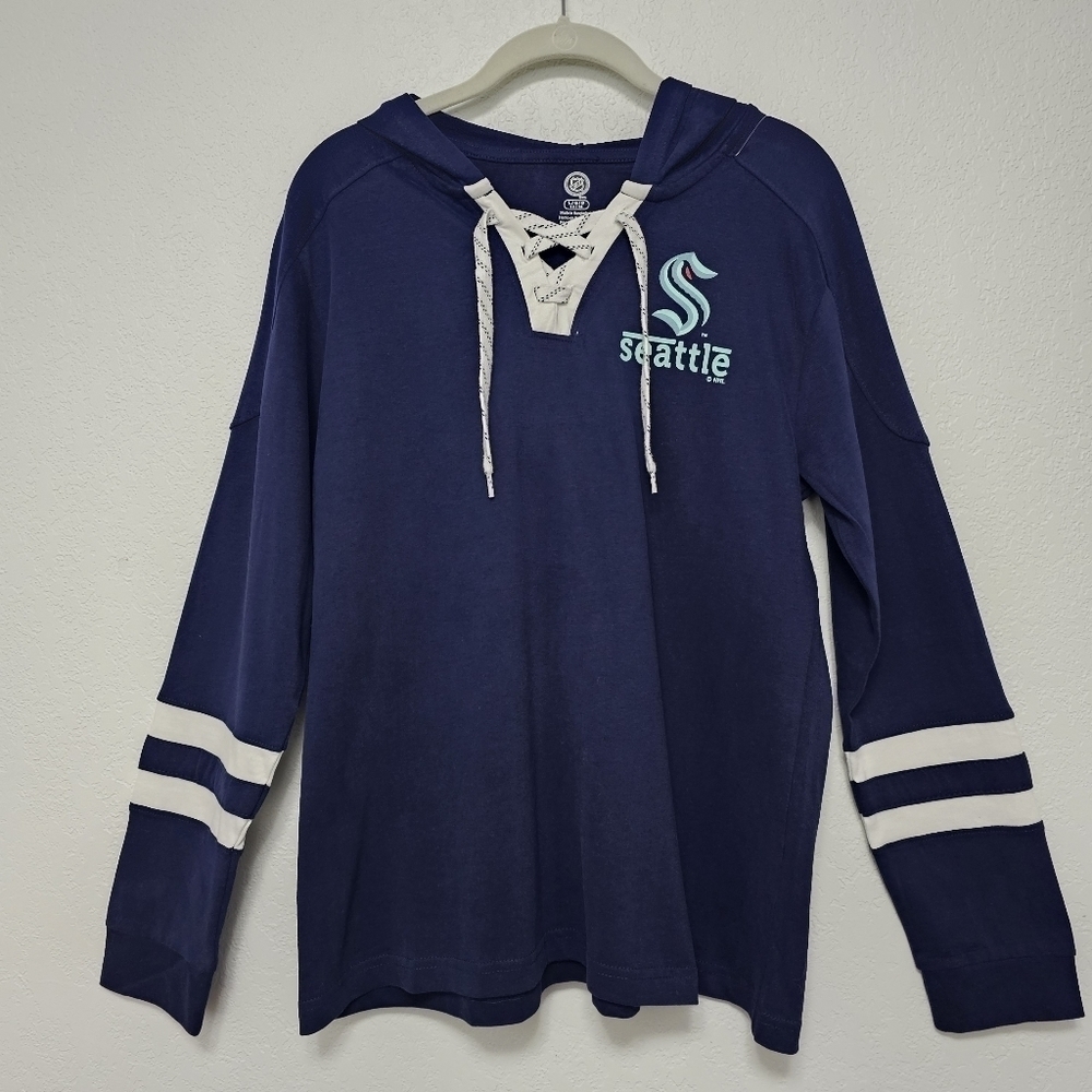 NWT NHL Seattle Kraken Women's Hooded Lace-Up V-Neck Hockey Sweatshirt Sz Large